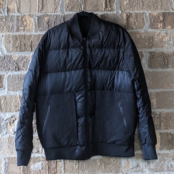 NWOT Lululemon Roam Far Wool Bomber Black Heathered Black Size 10 - Picture 1 of 14